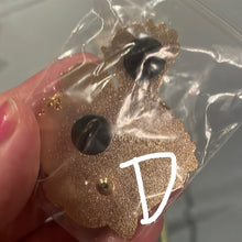 Load image into Gallery viewer, Captive Prince Pin
