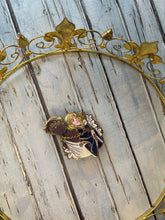 Load image into Gallery viewer, Captive Prince Pin